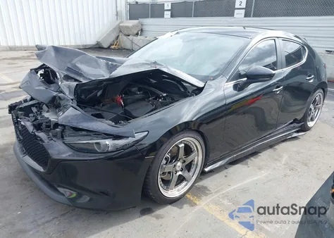 2019 Mazda Mazda3 Hatchback из США, поврежденный, VIN JM1BPBJM6K1123624